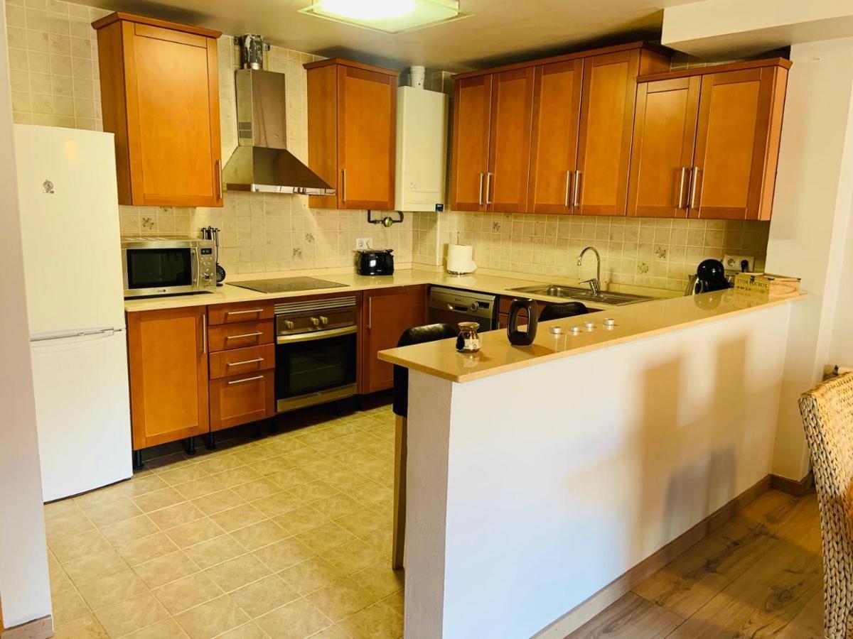 Saplan Real Estate Irissa Apartment Les Exterior photo